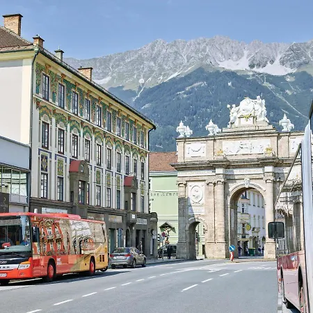 Big Wilten With Free Parking- And Peaceful *