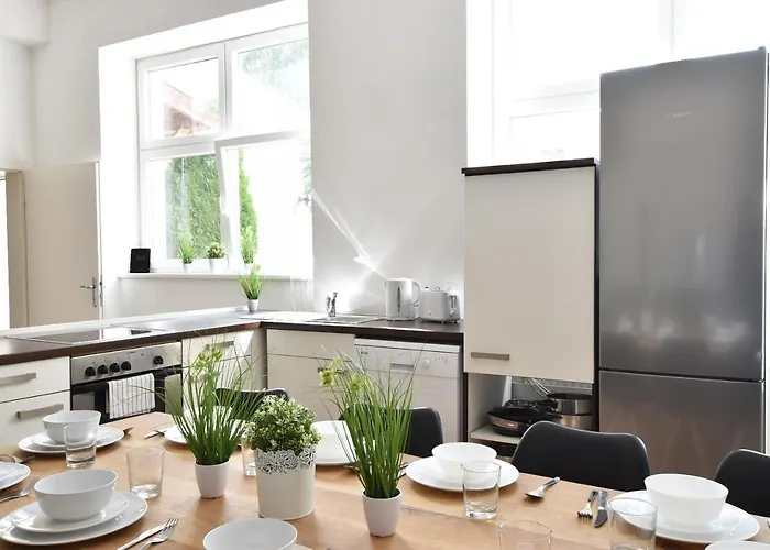 Big Wilten With Free Parking- And Peaceful Apartman