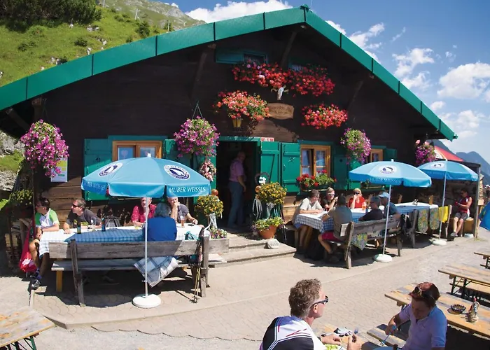 Big Wilten With Free Parking- And Peaceful Innsbruck