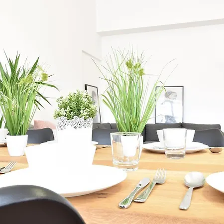 Apartamento Big Wilten With Free Parking- And Peaceful