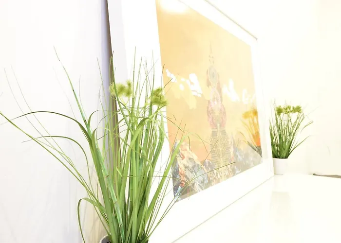 Big Wilten With Free Parking- And Peaceful *